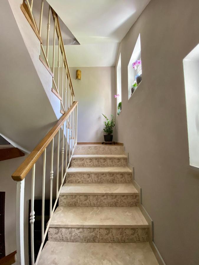 Gosti Otel Odessa Dış mekan fotoğraf